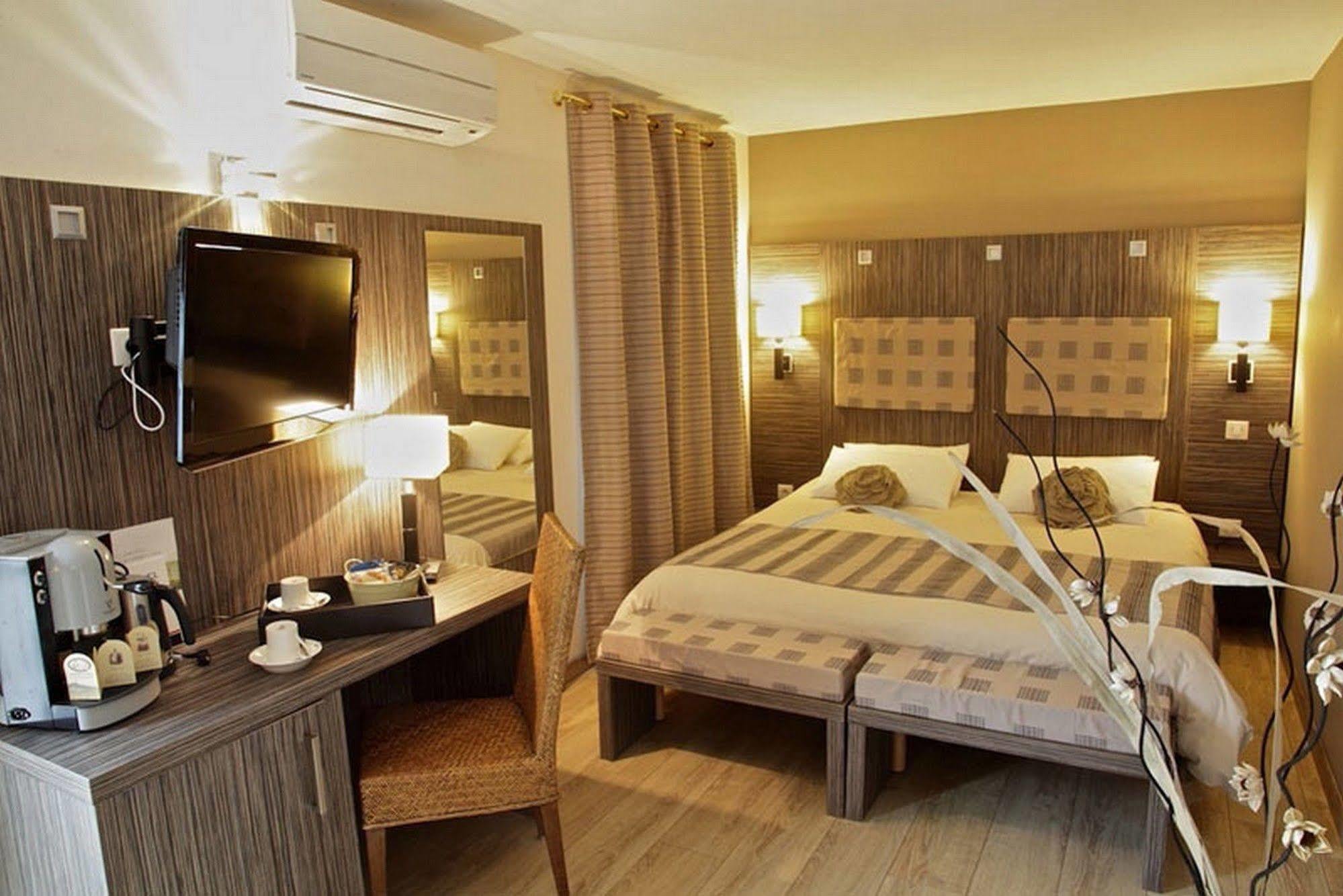 Hotel Les Olivades 3*